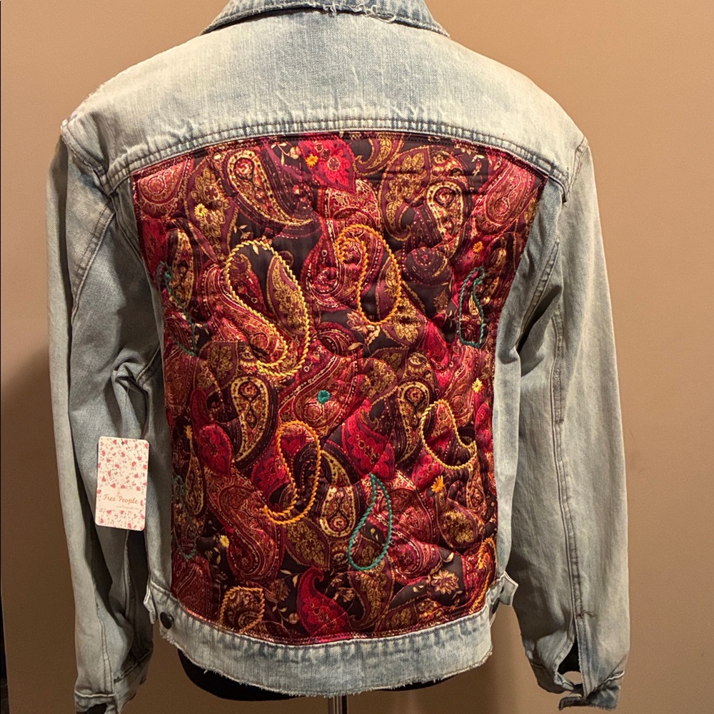Jacket - Picture 3 of 6